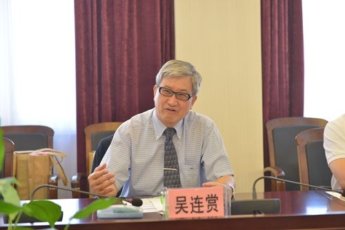 图高雄师范大学校长吴连赏一行来我校访问